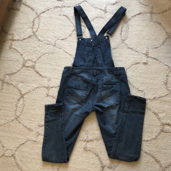 MATERIAL GIRL Overalls - Picture 2 of 9